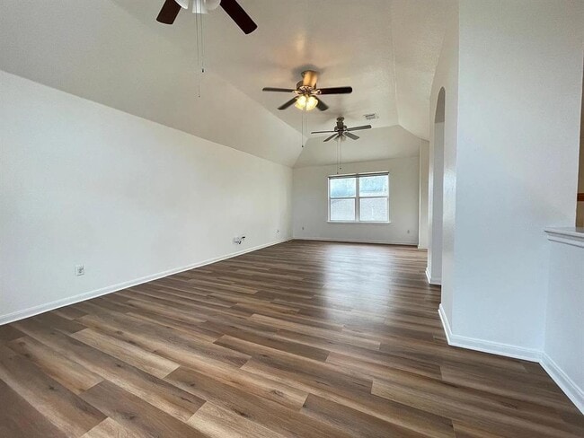 Building Photo - 9001 Wildwater Way