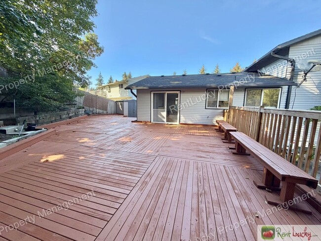 Building Photo - 4901 SW 327th Pl