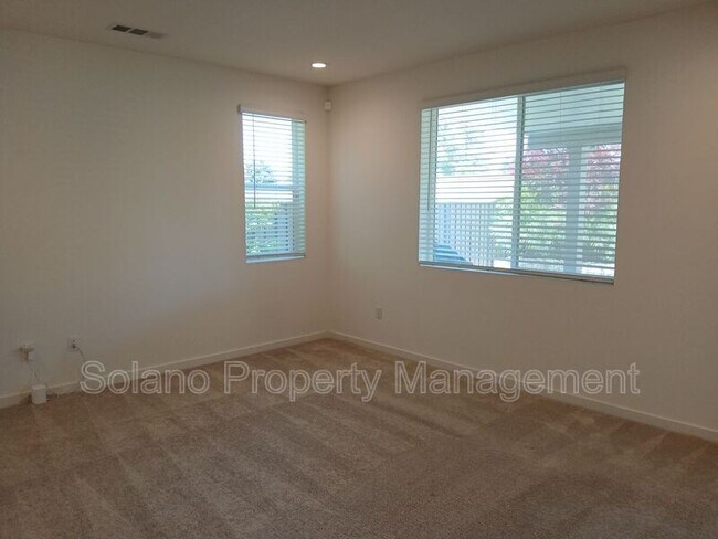 Building Photo - 1284 Warmth Ct