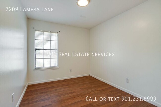 Building Photo - 7209 Lamesa Ln