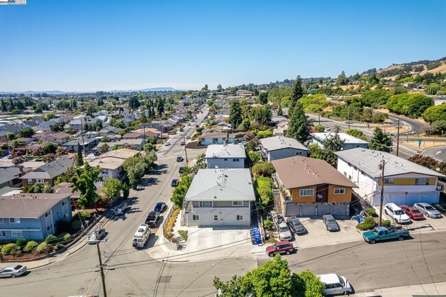 Building Photo - 16318 Maubert Ave