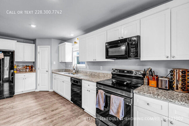 Building Photo - 18231 Mill Cove