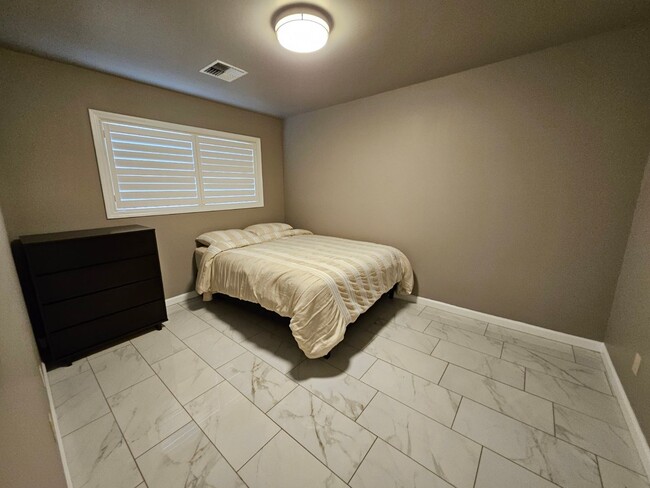 Building Photo - Fully Furnished 3 bedroom North Kihei Home