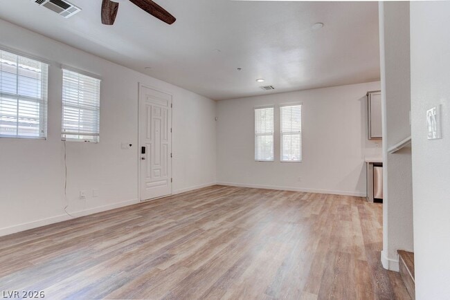 Building Photo - 2049 Rockburne St