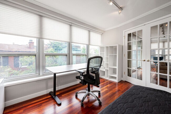 Building Photo - The Dorchester