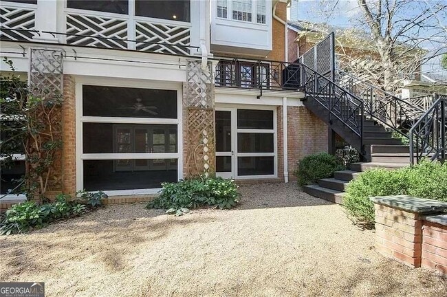 Building Photo - 460 Ivy Park Ln NE