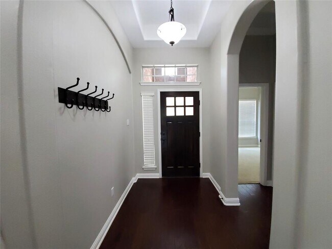 Building Photo - 603 Spanish Mustang Dr