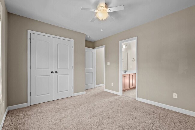 Building Photo - Welcome to Wynbrookee Lane!