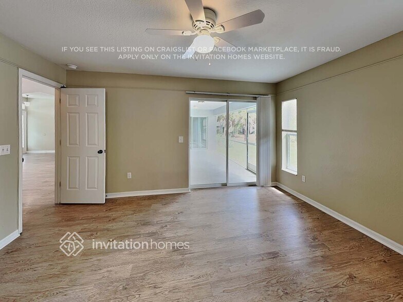 Building Photo - 6915 Glacier Ave