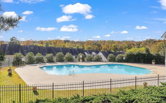 Building Photo - Adorable 3b 3b Townhome In Wake Forest!