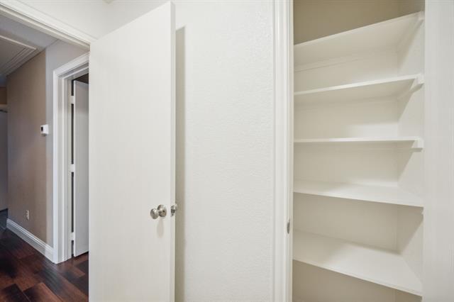 Building Photo - 345 Port O'Conner Dr