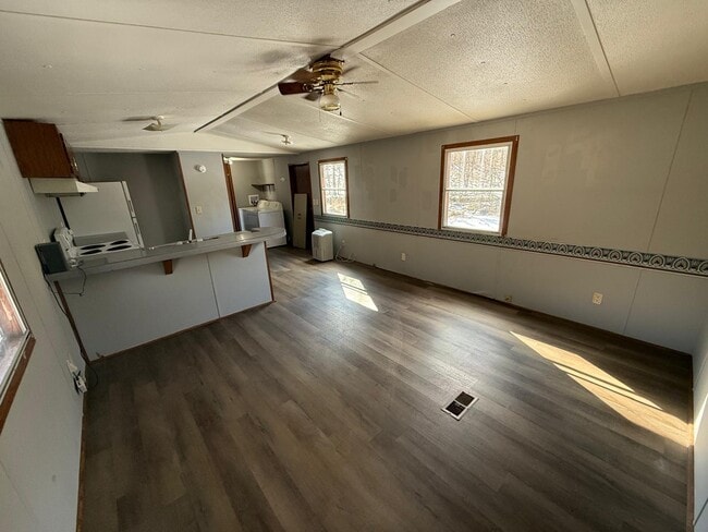 Building Photo - 773 Barren Hollow Rd