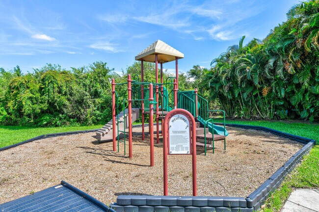 Building Photo - 156 SW Peacock Blvd