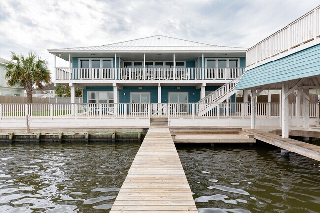 Building Photo - 1508 103rd St