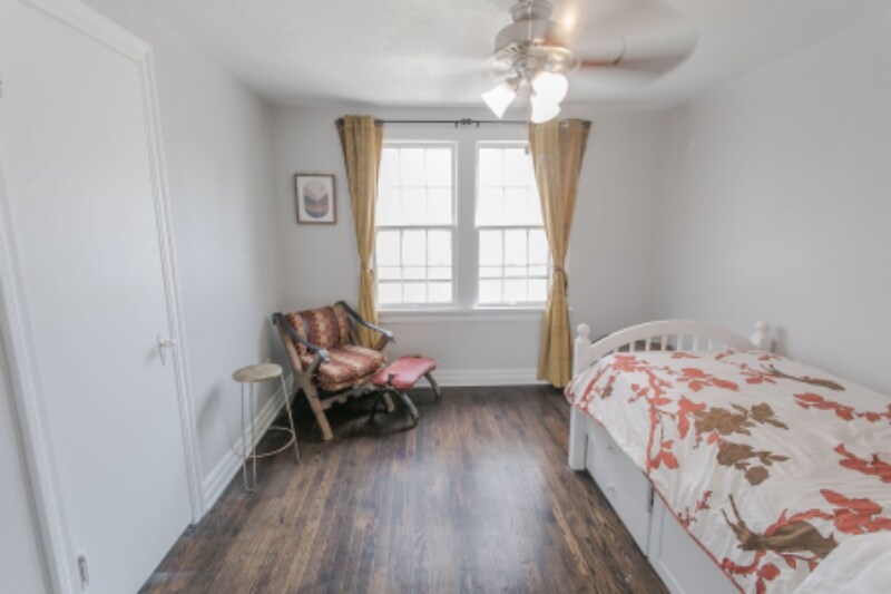 Building Photo - 3405 NW 25th St