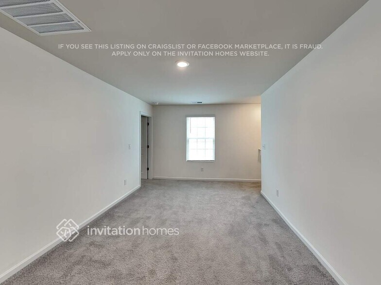 Building Photo - 2616 Turtle Point Rd