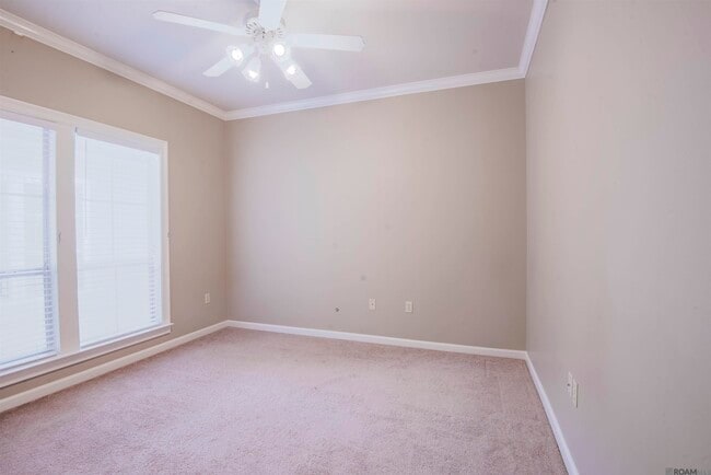 Building Photo - 4925 Summa Ct