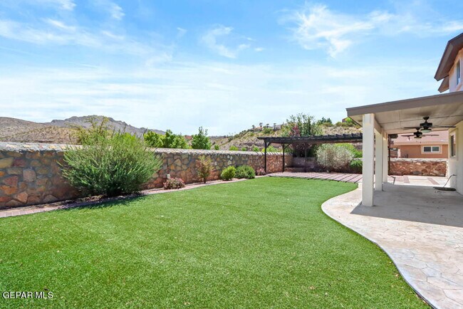 Building Photo - 1412 Cidra Del Sol Dr