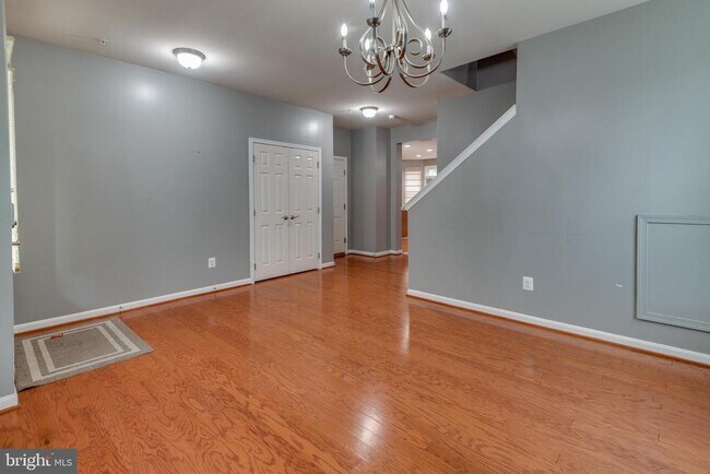 Building Photo - 44241 Beaver Creek Dr