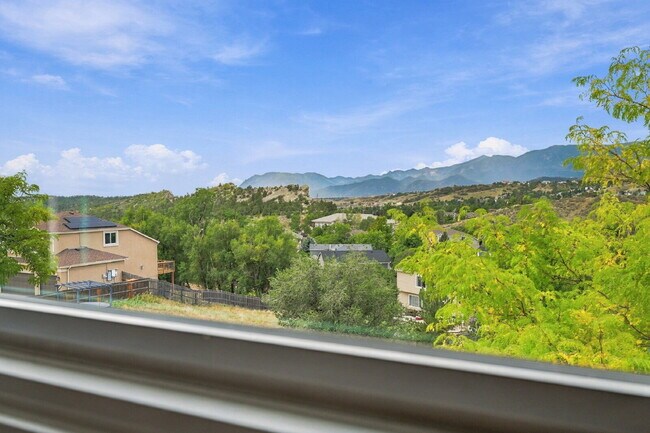 Building Photo - 1949 Bristlecone Dr