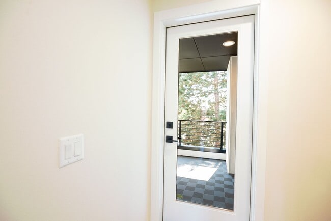 Building Photo - NEW CONSTRUCTION- MOVE- IN READY
