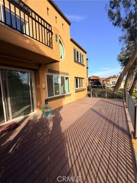 Building Photo - 705 Bay Hill Dr