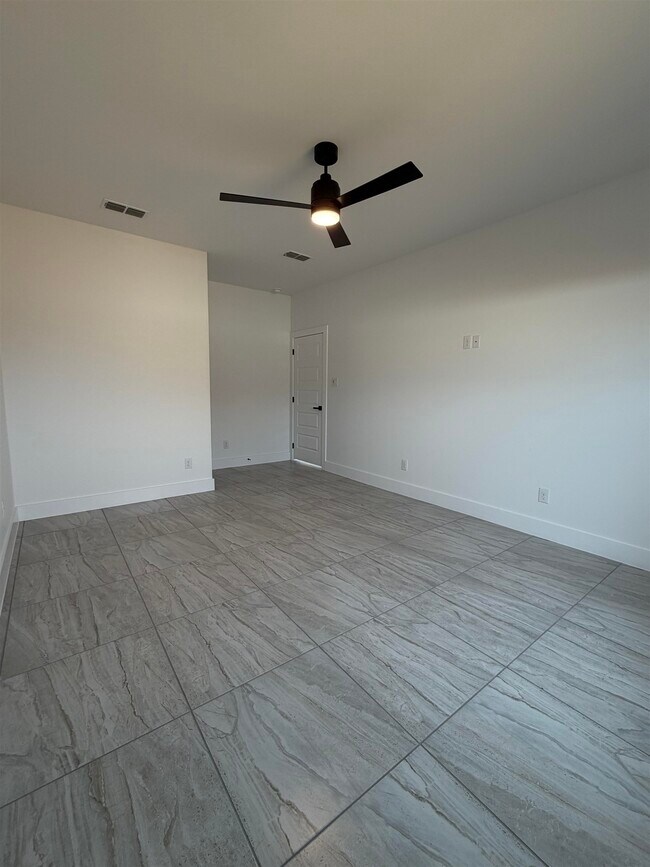 Building Photo - 1532 Consejero Ln