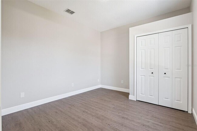 Building Photo - 1209 Cathcart Cir