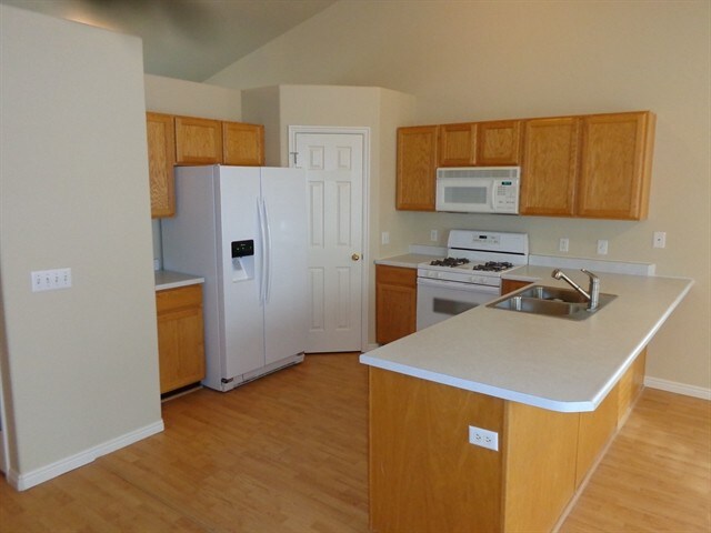 Building Photo - 6115 W Cherry Springs Ct