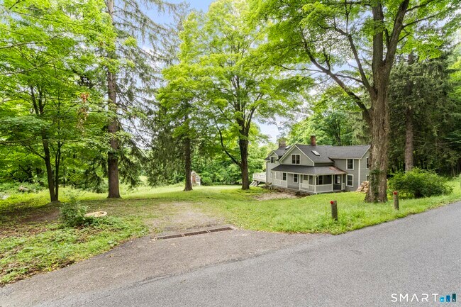 Building Photo - 317 Skiff Mountain Rd