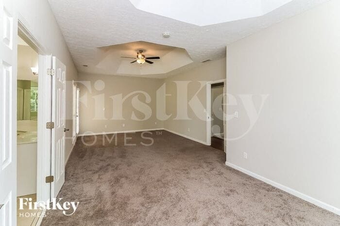 Building Photo - 917 Needletop Ct