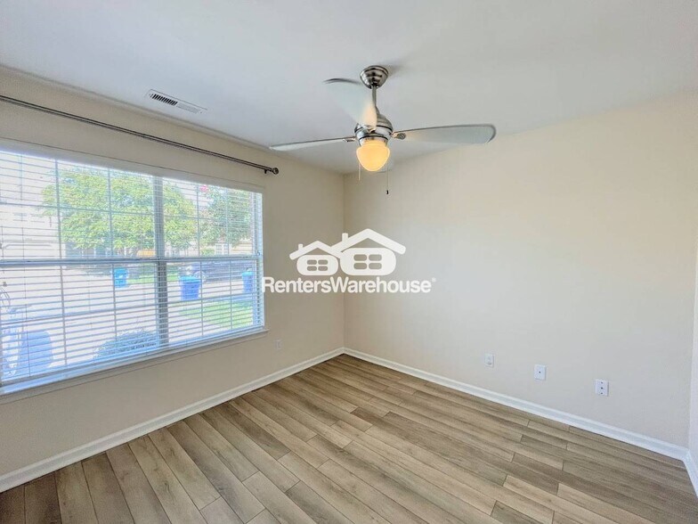 Building Photo - 2909 Saville Garden Way