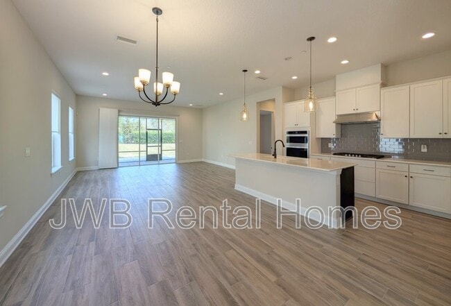 Building Photo - 75 Carousel Dr