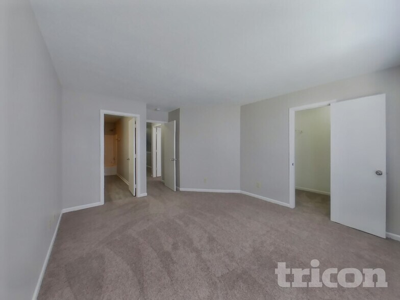 Building Photo - 1167 Cutler Ln