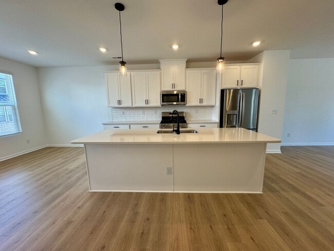 Building Photo - Beautiful, New Construction, 3-Story, 4BR/...
