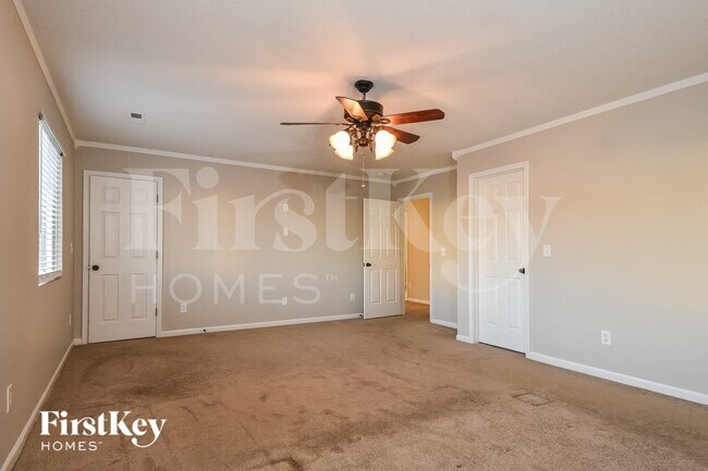 Building Photo - 5004 Emberly Dr