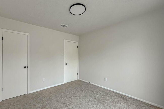 Building Photo - 2330 Grindstone Ln