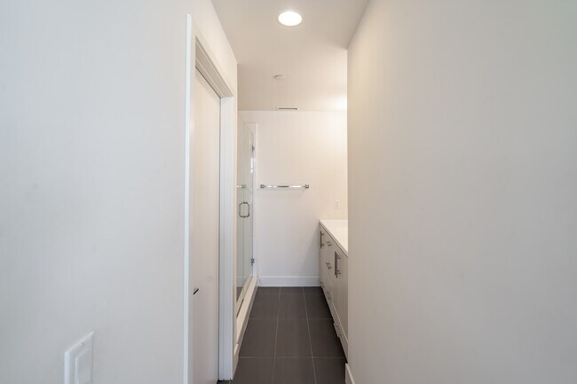 Main Bedroom Bathroom - 2206 Tom Mix Rd