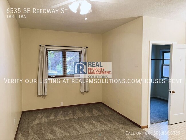 Building Photo - 6535 SE Reedway St