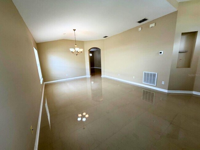 Building Photo - 3939 Baldwin Ln