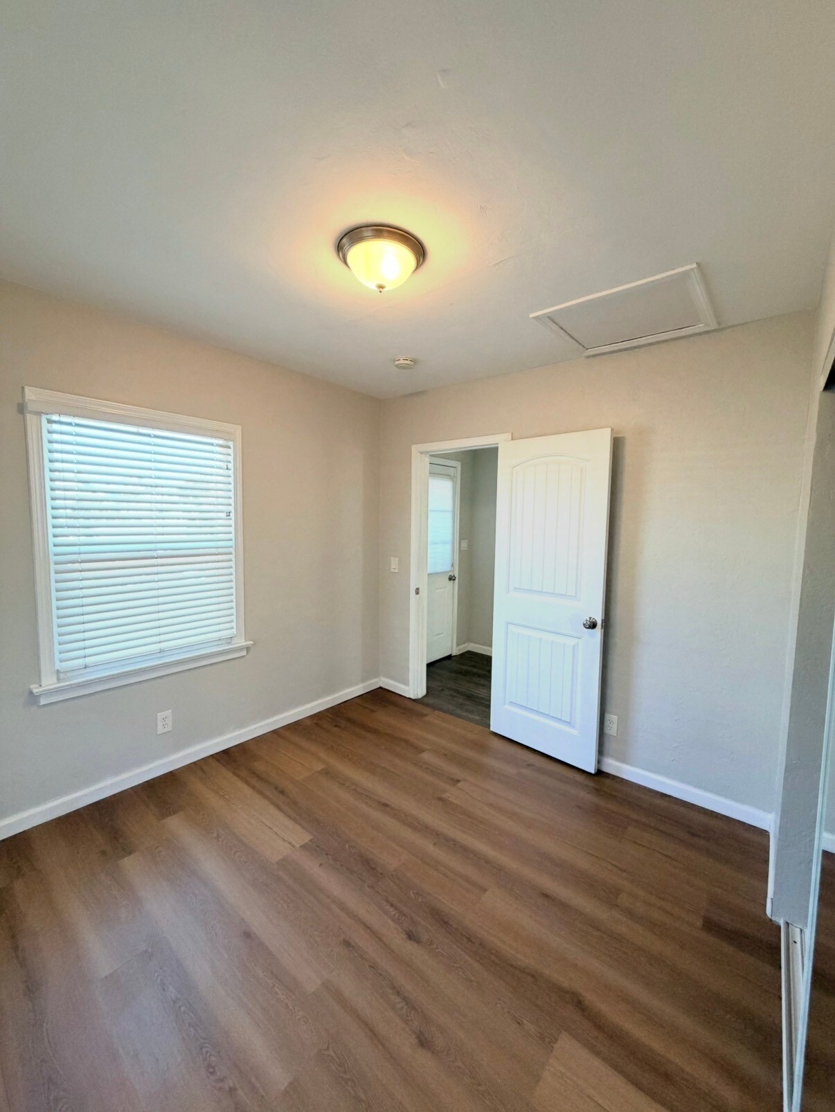 Building Photo - 4117 Jamul Ave