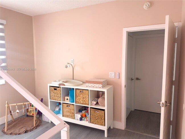 Building Photo - 6670 NW 114th Ave