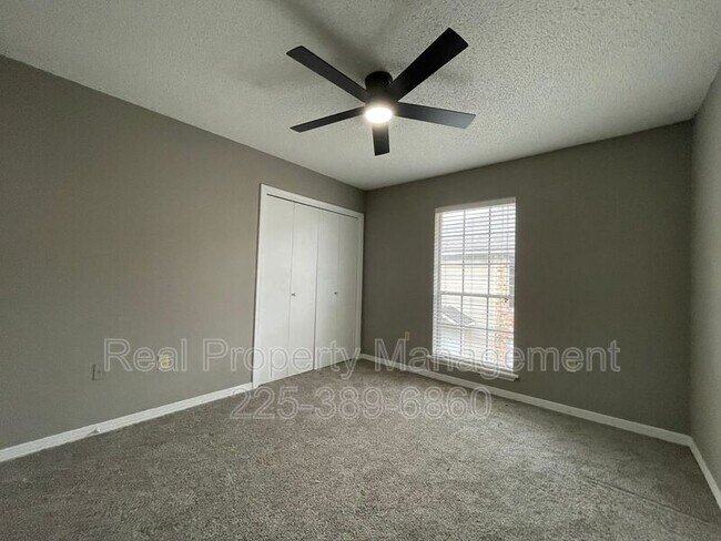 Building Photo - 1704 Brightside Dr