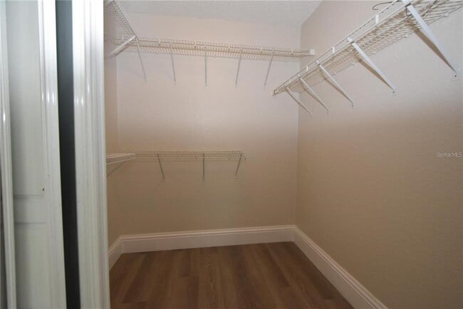 Building Photo - 609 Island Pl Wy