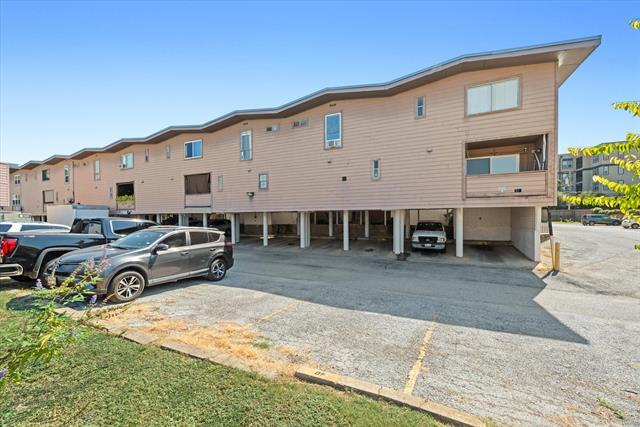 Building Photo - 2627 Douglas Ave