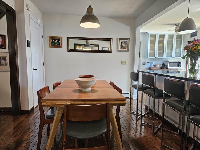 Building Photo - 13 Mitchell Rd