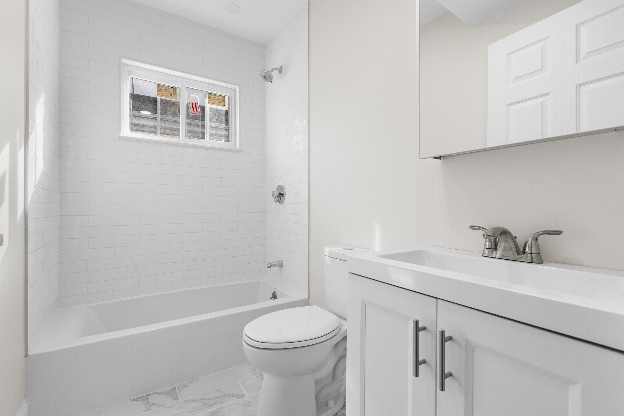 Building Photo - 322 Jefferson Ave