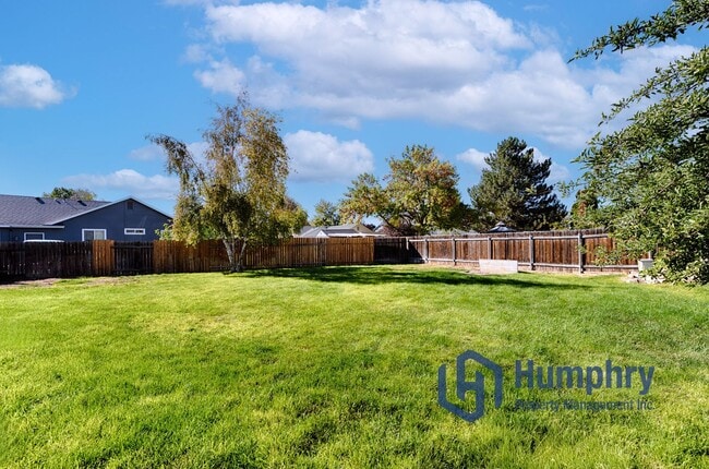 Building Photo - Charming home minutes from Settler's Park