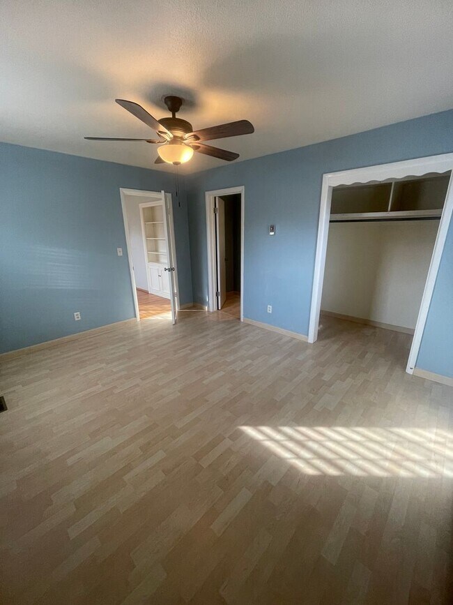 Building Photo - Charming 3 Bedroom Home Lebanon Home with Large Fenced Yard! **$500.00 Off First Full Month's Ren...