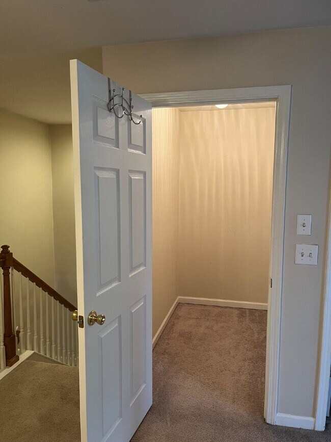 Building Photo - "Charming 3-Bed Home on Kemberton Court: Spacious Living with 2.5 Baths in Nolensville!" Communit...